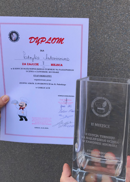 LAUREAT II MIEJSCA TURNIEJU NA NAJLEPSZEGO UCZNIA W ZAWODZIE: KUCHARZ.